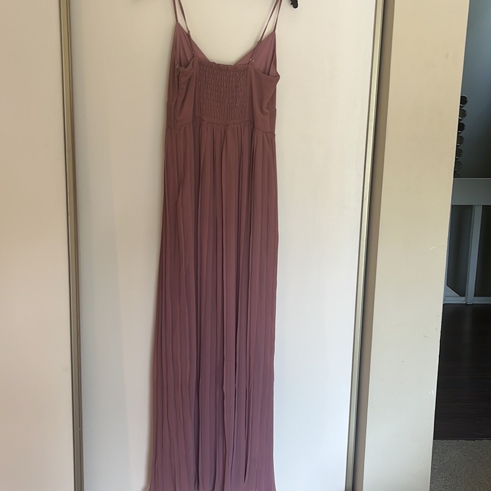 Modcloth Dusty Rose Maxi Dress
Size: M

Condition: Pre-Owned Like New